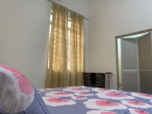 Cempaka Homestay Parit Raja