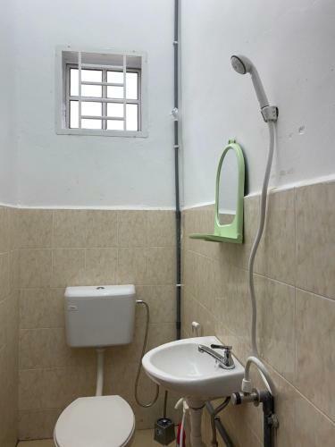 Cempaka Homestay Parit Raja