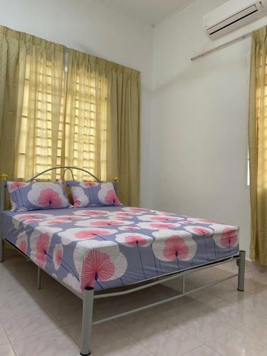 Cempaka Homestay Parit Raja