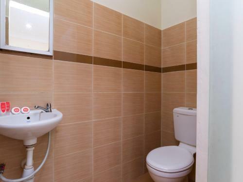 Oyo 89536 Hazris Hotel