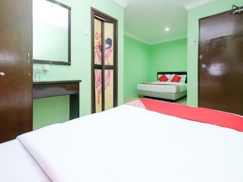 Oyo 89759 Gold Jerantut Hotel
