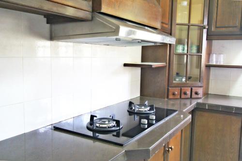 Gajah Villa 82