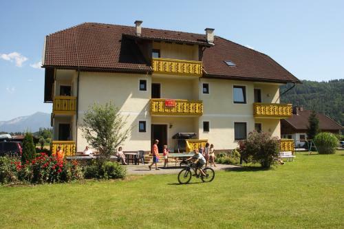 Apartamentos Ferienwohnungen Jacqueline