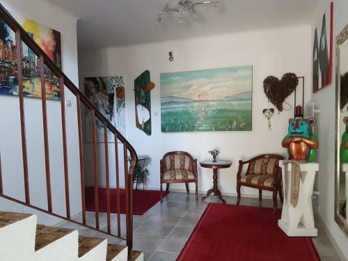 Hostal Hotel Garni G�stehaus Hutter