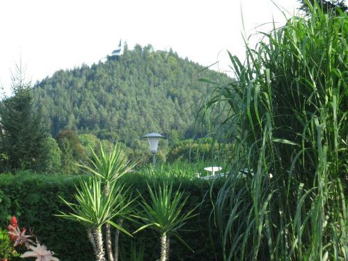 Hostal Hotel Garni G�stehaus Hutter