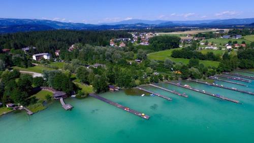 Hostal Hotel Garni G�stehaus Hutter