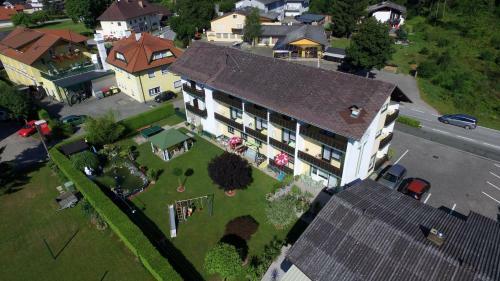 Hostal Hotel Garni G�stehaus Hutter