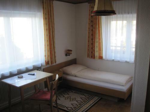 Hostal Gasthof Pension Hochlitten