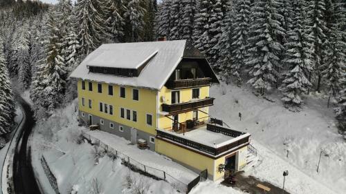Apartamento G�stehaus Zur Waldschule