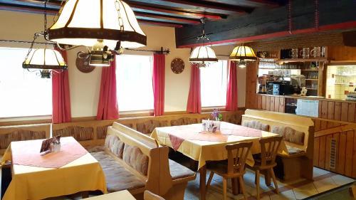 Hostal Roseggerhof
