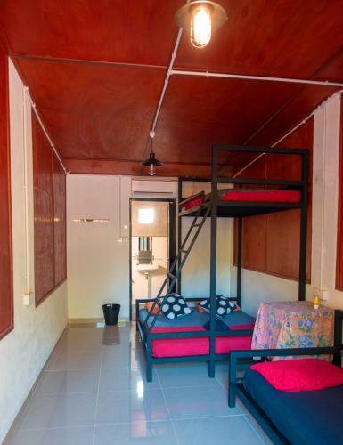 Tioman Cabana Bed & Breakfast