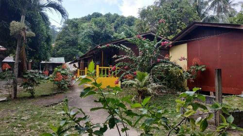 Hotel Johan Chalet And Restaurant