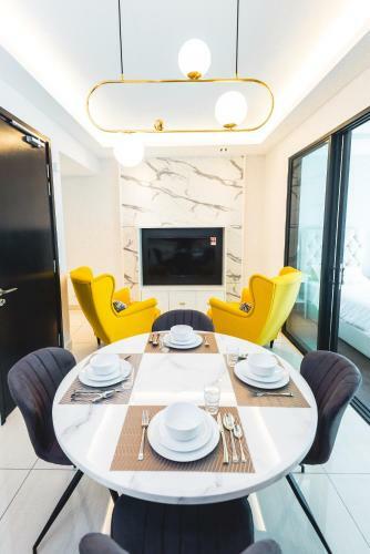 Apartamento Stay @ Almas Puteri Harbour