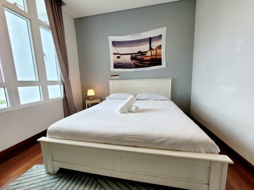 Apartamentos Hostahome Suites @1medini Residence Near Theme Park