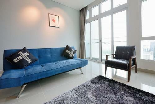 Apartamentos Hostahome Suites @1medini Residence Near Theme Park