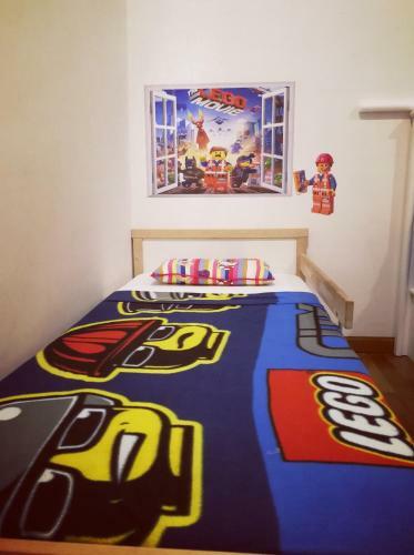 Apartamentos Hostahome Suites @1medini Residence Near Theme Park