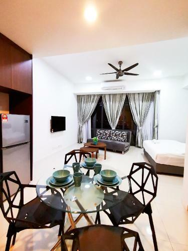 Apartamento Grand Medini Suites By Uha