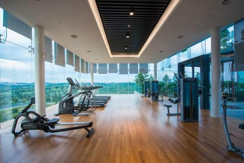 Apartamento Grand Medini Suites By Uha
