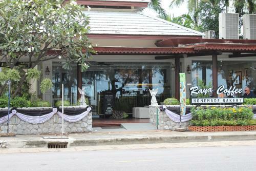 Pudpichaya Pool Villa