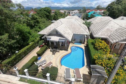 Beautiful Villa With Private Pool In Cha-am