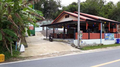 Hostal Baan Malee 1