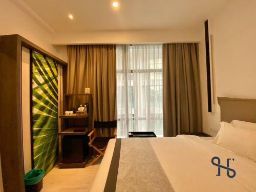 Hotel Jia By Homesuite' Near Imago Mall