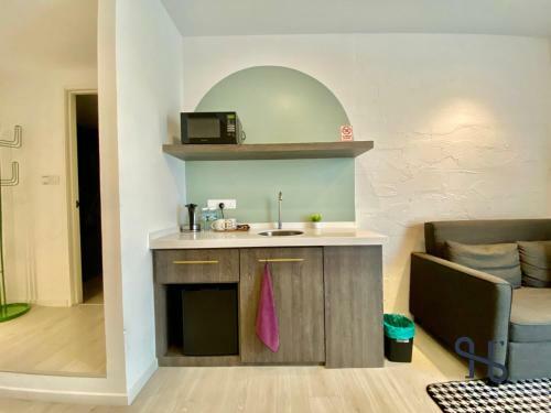 Hotel Jia By Homesuite' Near Imago Mall