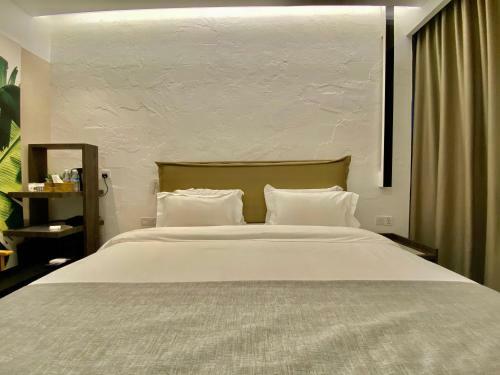 Hotel Jia By Homesuite' Near Imago Mall