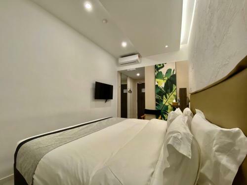 Hotel Jia By Homesuite' Near Imago Mall