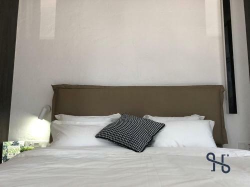 Hotel Jia By Homesuite' Near Imago Mall