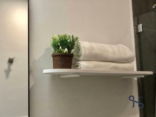 Hotel Jia By Homesuite' Near Imago Mall