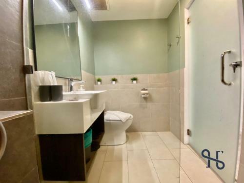 Hotel Jia By Homesuite' Near Imago Mall