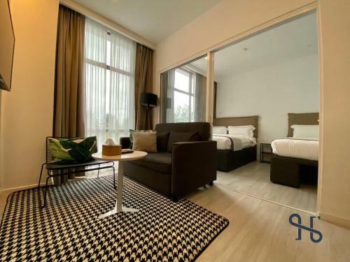 Hotel Jia By Homesuite' Near Imago Mall