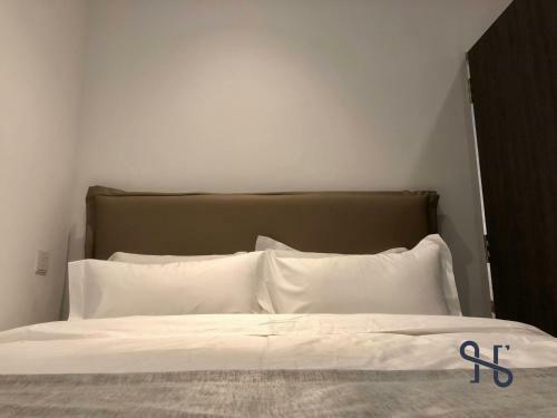 Hotel Jia By Homesuite' Near Imago Mall