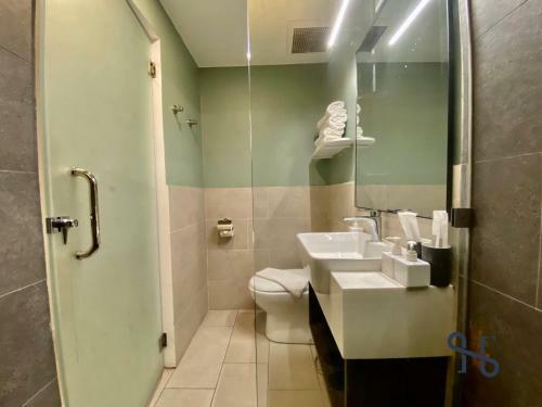 Hotel Jia By Homesuite' Near Imago Mall