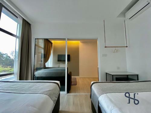 Hotel Jia By Homesuite' Near Imago Mall