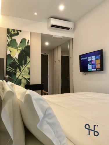 Hotel Jia By Homesuite' Near Imago Mall