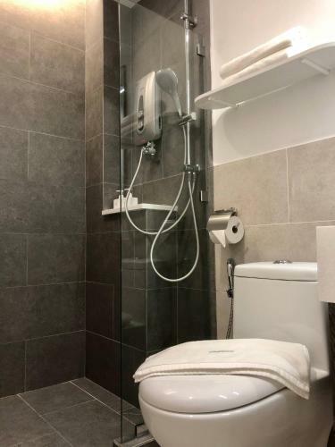 Hotel Jia By Homesuite' Near Imago Mall