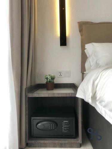 Hotel Jia By Homesuite' Near Imago Mall