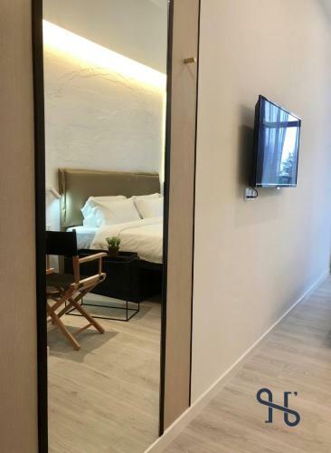 Hotel Jia By Homesuite' Near Imago Mall