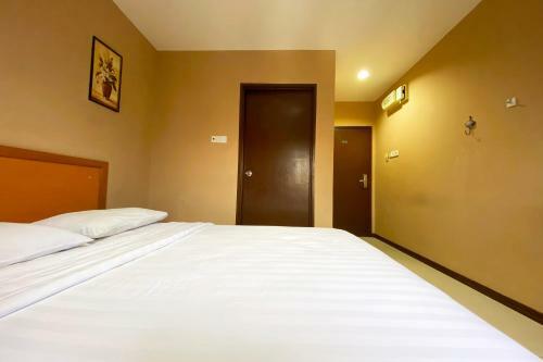 Oyo 90108 Hotel Kaya