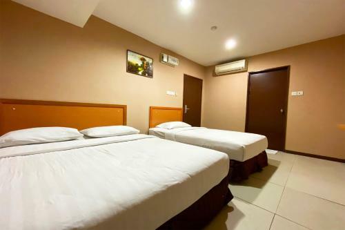 Oyo 90108 Hotel Kaya