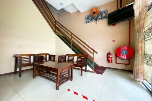 Oyo 90108 Hotel Kaya