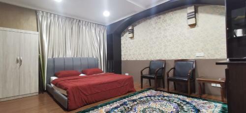 Oyo Home 90372 Greybirds Hostel