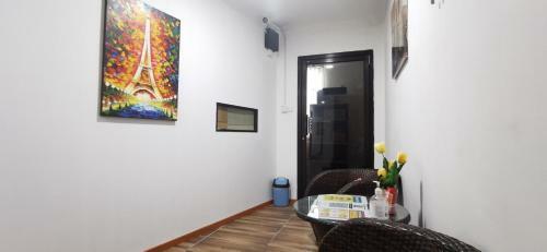Oyo Home 90372 Greybirds Hostel
