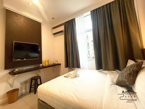 Atap Hotel