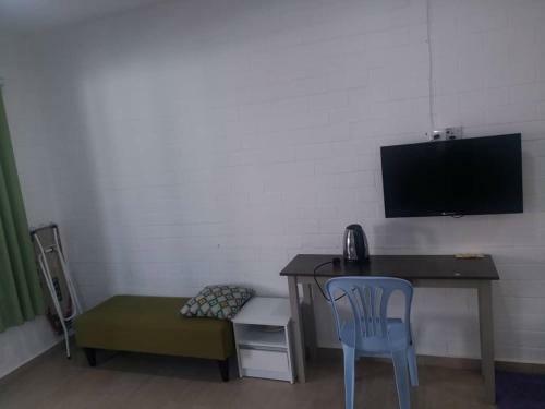 Hotel D Lima Beach Inn