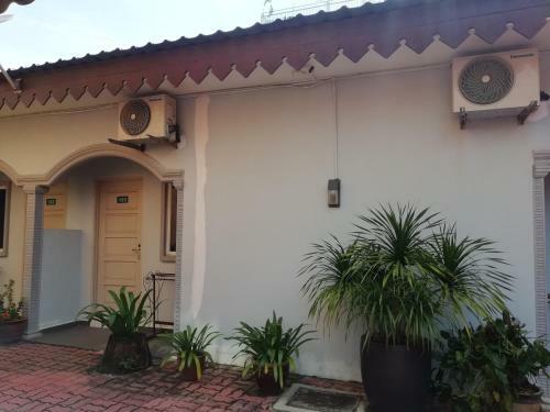 Hotel D' Cenang Inn