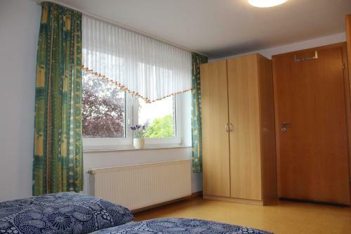 Apartamento Ferienwohnung Hillers, 35218