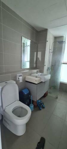 Lovely 2 Rooms Apartment At Sutera Avenue